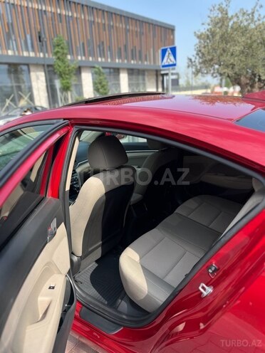 Hyundai Elantra 2018, 61,650 km - 2.0 l - Bakı