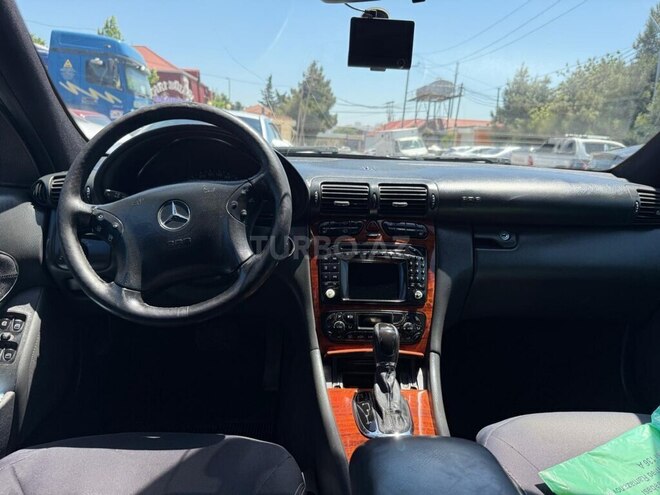 Mercedes C 180 2003, 330,000 km - 1.8 l - Bakı