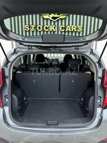 Nissan Note-9