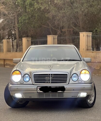 Mercedes E 240 1998, 254,121 km - 2.4 l - Bakı