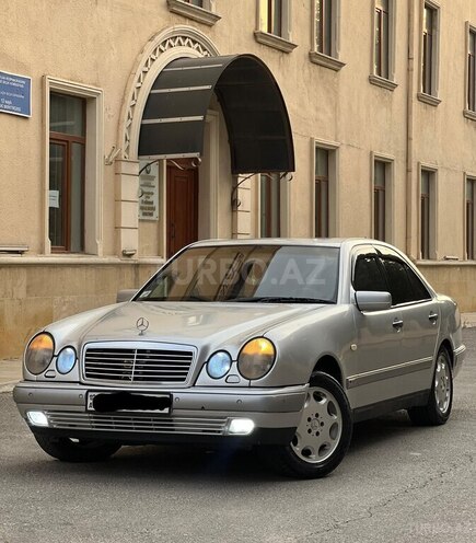 Mercedes E 240 1998, 254,121 km - 2.4 l - Bakı
