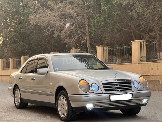 Mercedes E 240 1998, 254,121 km - 2.4 l - Bakı