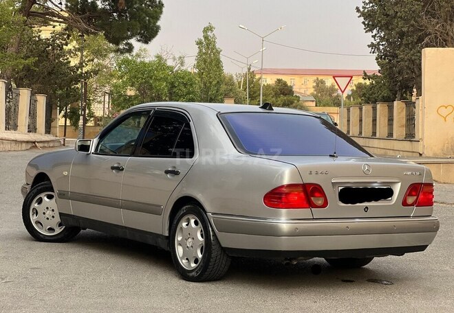 Mercedes E 240 1998, 254,121 km - 2.4 l - Bakı
