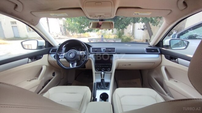 Volkswagen Passat 2012, 175,000 km - 2.5 l - Bakı