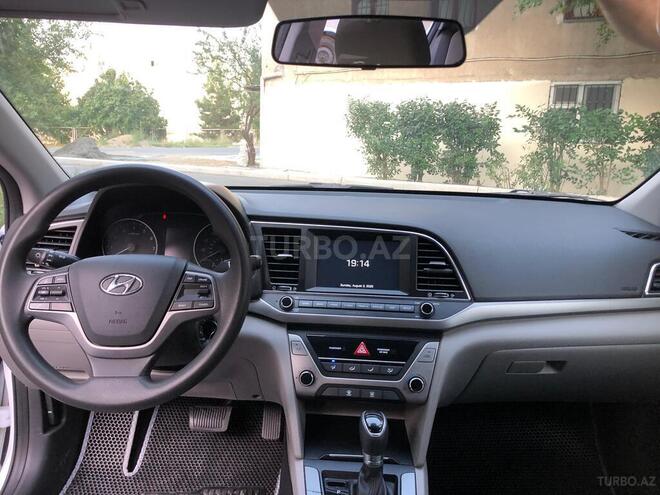 Hyundai Elantra 2017, 183,000 km - 2.0 l - Gəncə