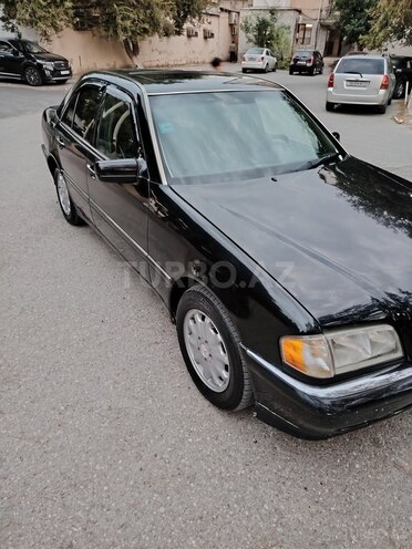 Mercedes C 230 1998, 195,876 km - 2.3 l - Sumqayıt