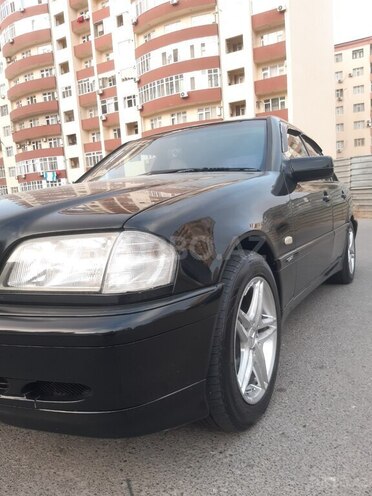 Mercedes C 230 1998, 390,000 km - 2.3 l - Bakı