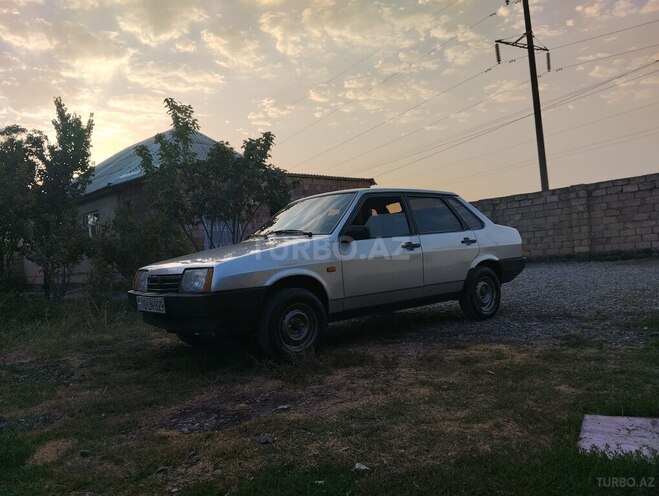 LADA (VAZ) 21099 2003, 235,214 km - 1.5 л - Ucar