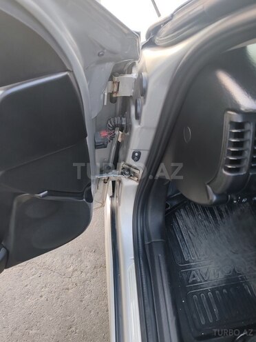 Opel Vectra 2001, 350,000 km - 1.6 l - Zaqatala