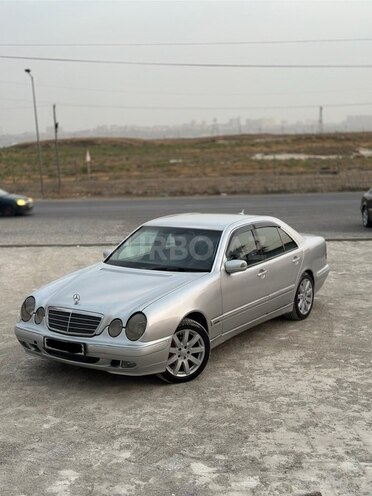 Mercedes E 220 d 2002, 418,000 km - 2.2 l - Bakı