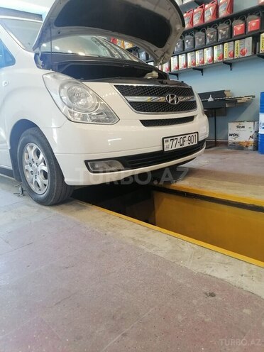 Hyundai H-1 2011, 387,563 km - 2.5 л - Bakı