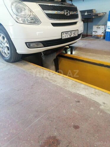 Hyundai H-1 2011, 387,563 km - 2.5 л - Bakı