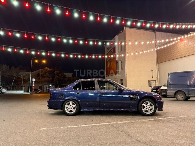 BMW 318 1992, 361,000 km - 1.8 l - Bakı