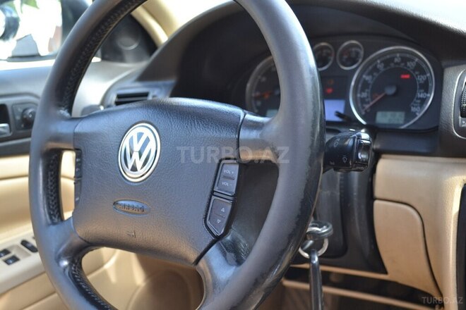 Volkswagen Passat 2002, 363,000 km - 1.8 l - Bakı