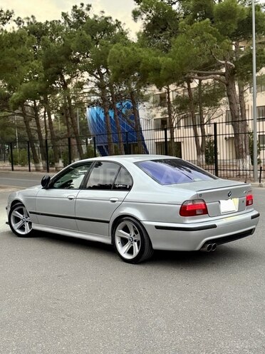 BMW 530 2001, 236,497 km - 3.0 л - Bakı