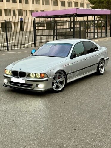 BMW 530 2001, 236,497 km - 3.0 л - Bakı
