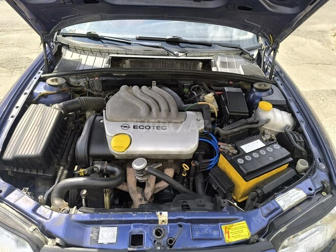 Opel Vectra 1996, 300,000 km - 1.6 l - Sumqayıt
