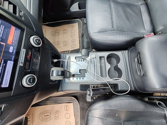 Mitsubishi Pajero 2010, 334,000 km - 3.2 л - Bakı