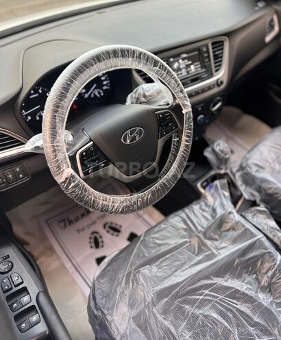 Hyundai Accent 2019, 81,000 km - 1.6 l - Sumqayıt