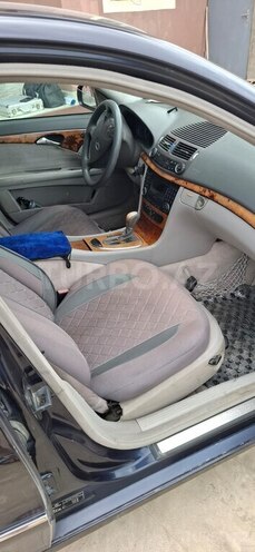 Mercedes E 220 d 2003, 270,000 km - 2.2 l - Bakı