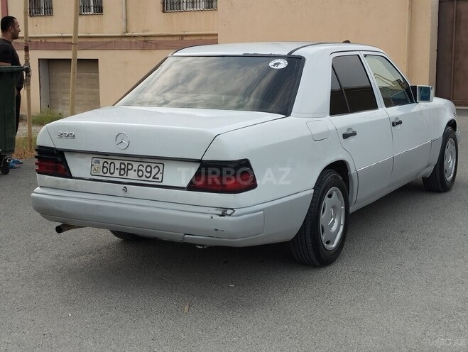 Mercedes E 200 d 1993, 254,887 km - 2.0 l - Bakı
