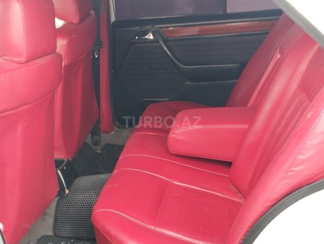 Mercedes E 200 d 1993, 254,887 km - 2.0 l - Bakı