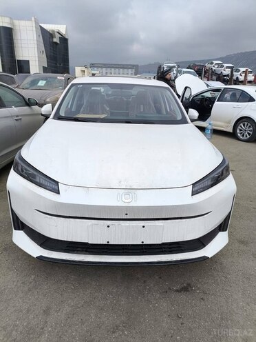 Changan Qiyuan A05 2024, 0 km - 1.5 л - Bakı