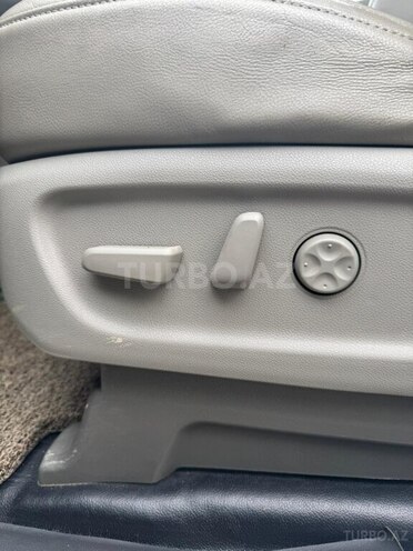 Kia Carnival 2015, 210,000 km - 2.2 l - Bakı