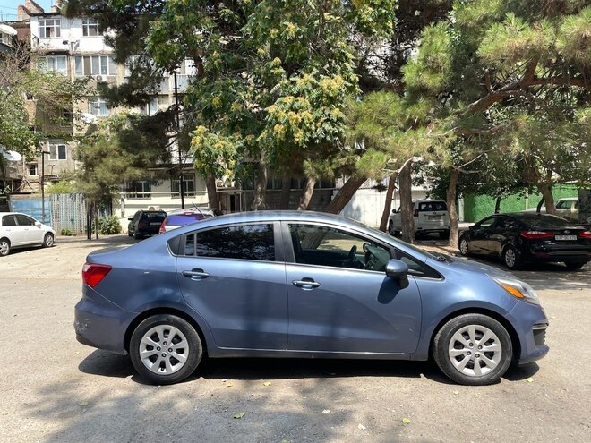 Kia Rio 2015, 220,000 km - 1.6 l - Bakı