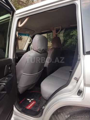 Mitsubishi Pajero io 2002, 196,000 km - 2.0 l - Bakı