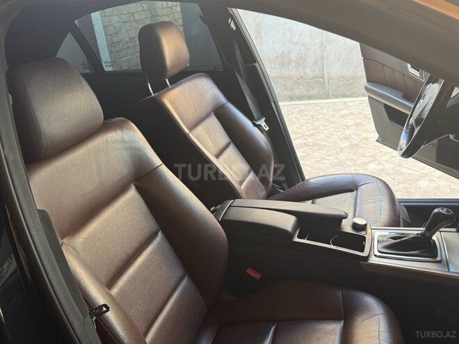 Mercedes E 250 2009, 305,000 km - 2.1 l - Bakı