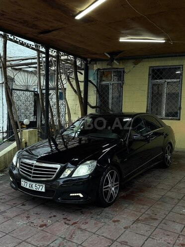 Mercedes E 250 2009, 305,000 km - 2.1 l - Bakı