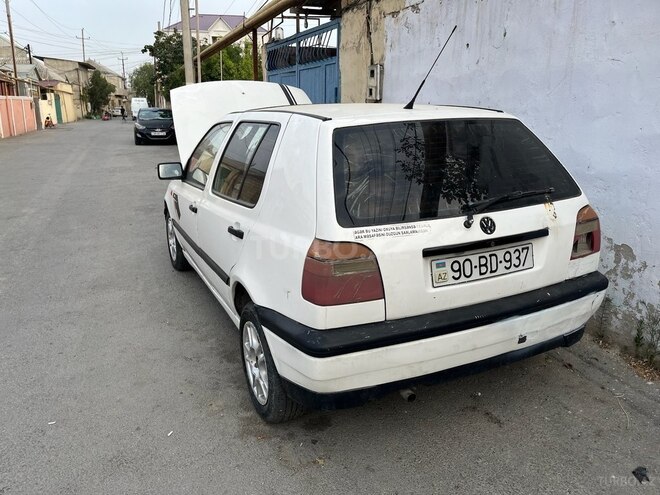 Volkswagen Golf 1993, 268,484 km - 1.4 l - Bakı
