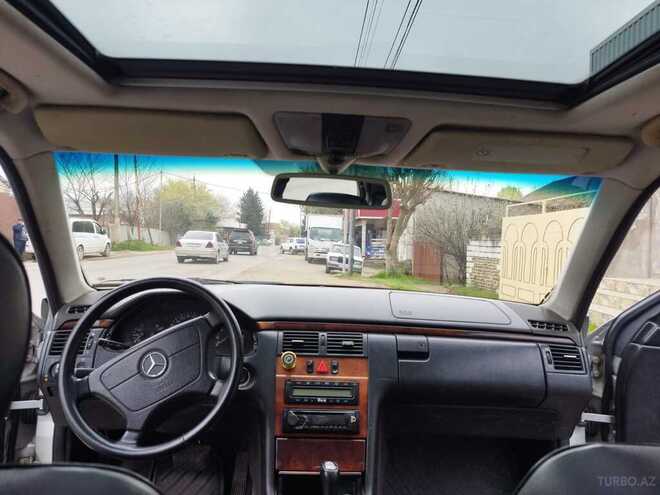 Mercedes E 300 1999, 650,000 km - 3.0 l - Masallı