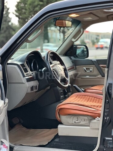 Mitsubishi Pajero 2007, 199,598 km - 3.0 l - Gəncə
