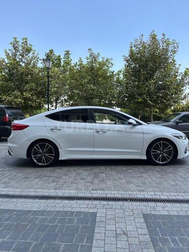 Hyundai Avante 2017, 9,400 km - 1.6 l - Bakı