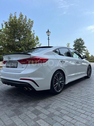 Hyundai Avante 2017, 9,400 km - 1.6 l - Bakı