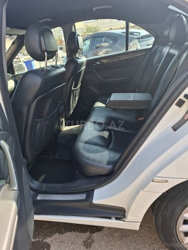 Mercedes C 200 2000, 365,000 km - 2.0 л - Bakı