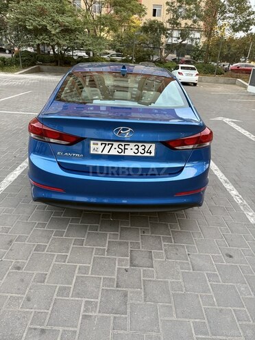 Hyundai Elantra 2018, 157,716 km - 2.0 l - Bakı