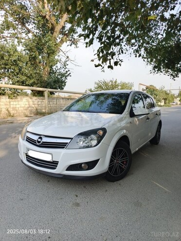 Opel Astra 2010, 409,000 km - 1.4 l - Xaçmaz
