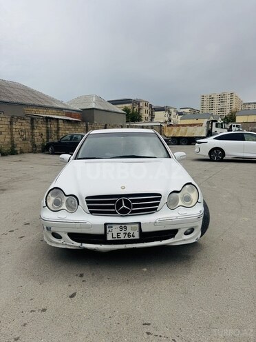 Mercedes C 200 2000, 365,000 km - 2.0 л - Bakı
