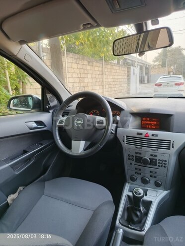 Opel Astra 2010, 409,000 km - 1.4 l - Xaçmaz