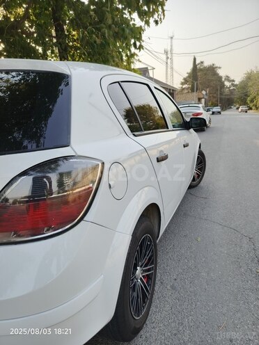 Opel Astra 2010, 409,000 km - 1.4 l - Xaçmaz