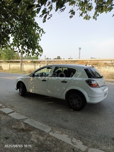 Opel Astra 2010, 409,000 km - 1.4 l - Xaçmaz