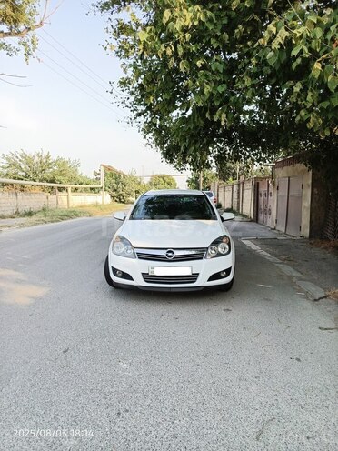 Opel Astra 2010, 409,000 km - 1.4 l - Xaçmaz