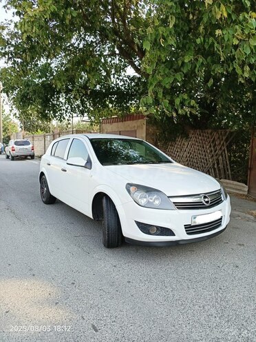 Opel Astra 2010, 409,000 km - 1.4 l - Xaçmaz