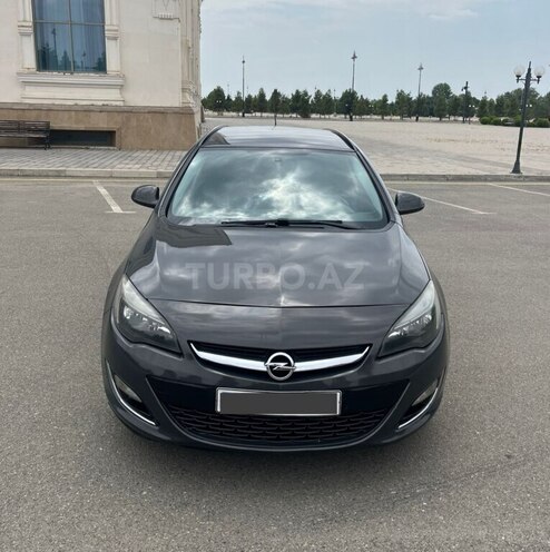 Opel Astra 2015, 131,000 km - 1.4 l - Bakı