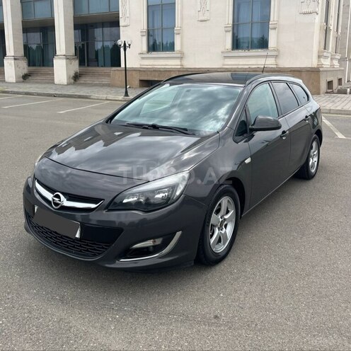 Opel Astra 2015, 131,000 km - 1.4 l - Bakı