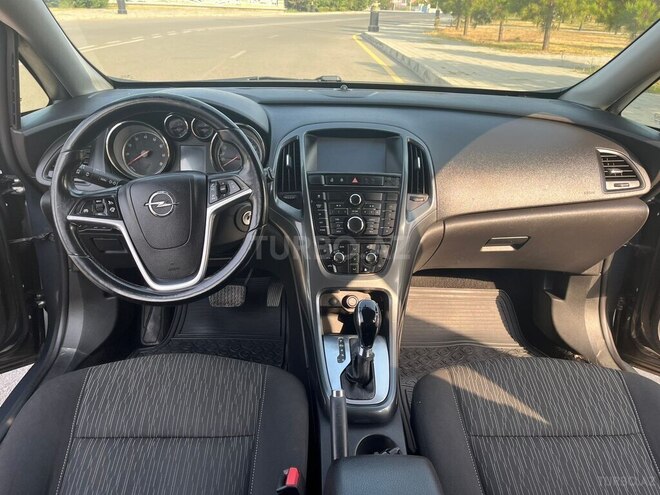 Opel Astra 2015, 131,000 km - 1.4 l - Bakı