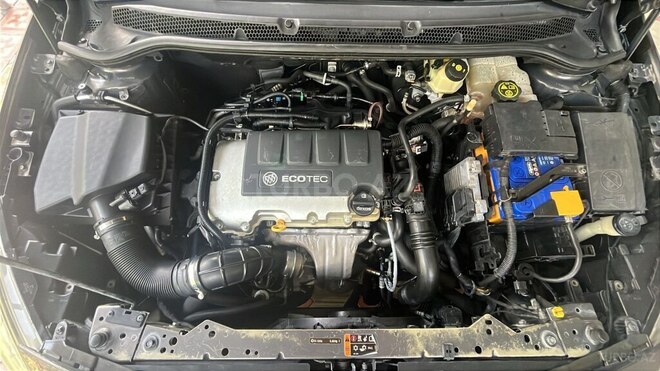 Opel Astra 2015, 131,000 km - 1.4 l - Bakı